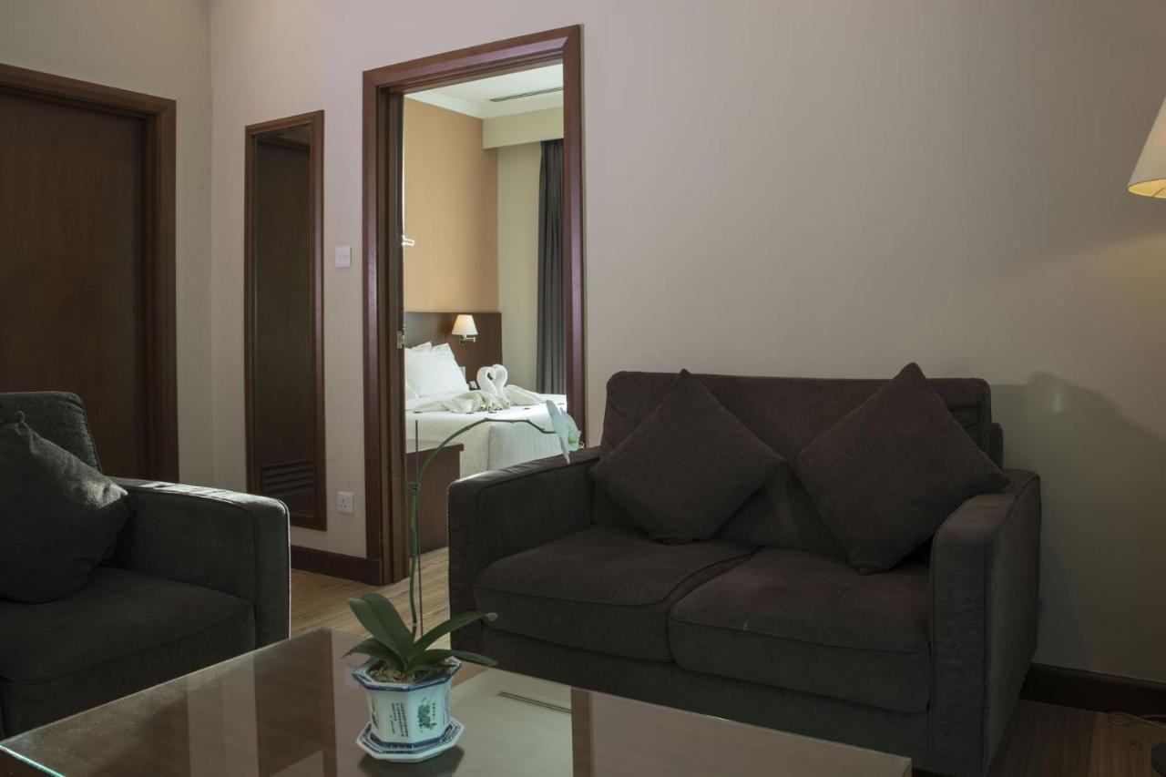 Swiss Hotel Apartment Kuala Belait Zewnętrze zdjęcie